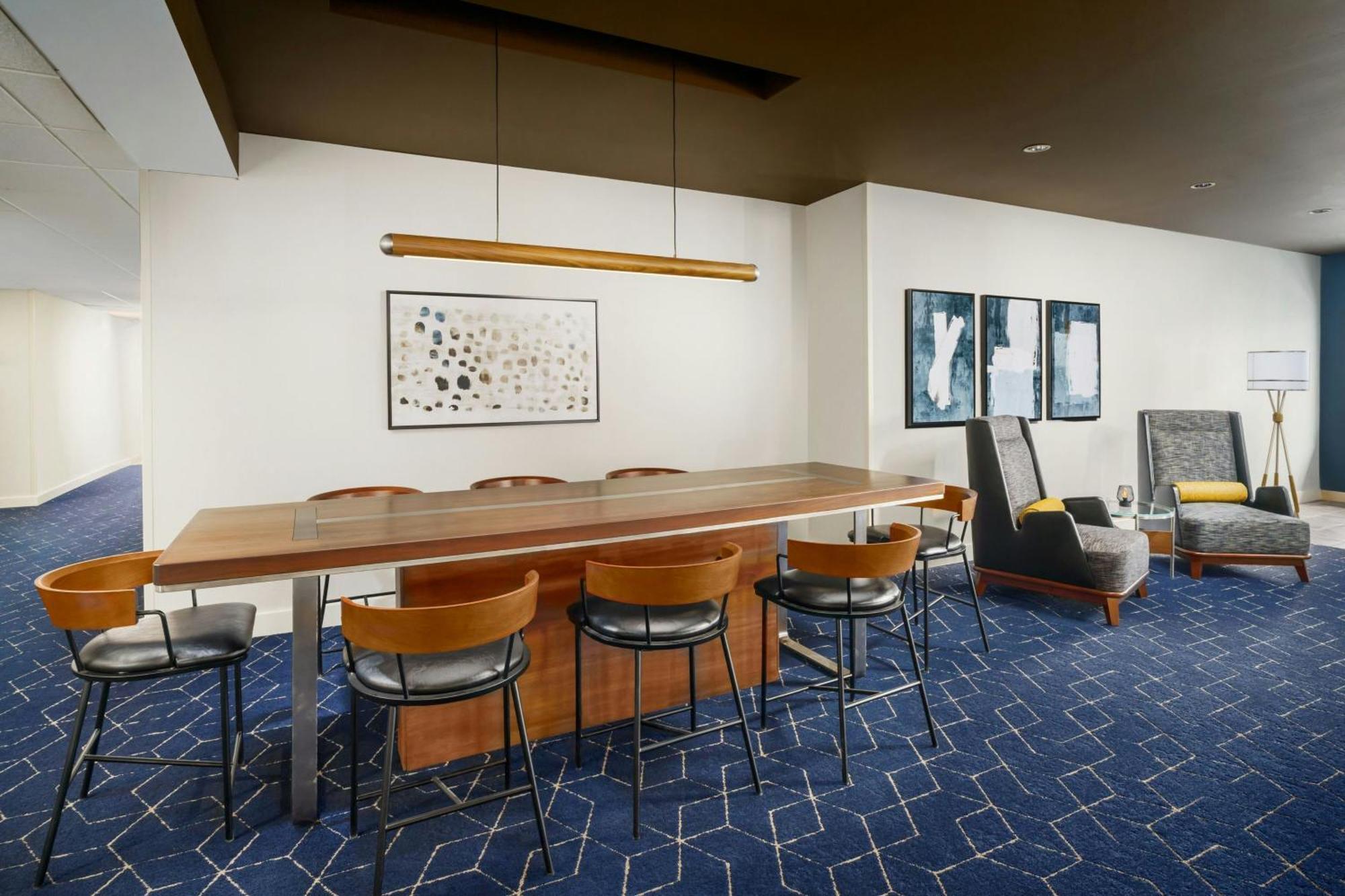 Отель Courtyard Chicago Midway Airport Bedford Park Экстерьер фото