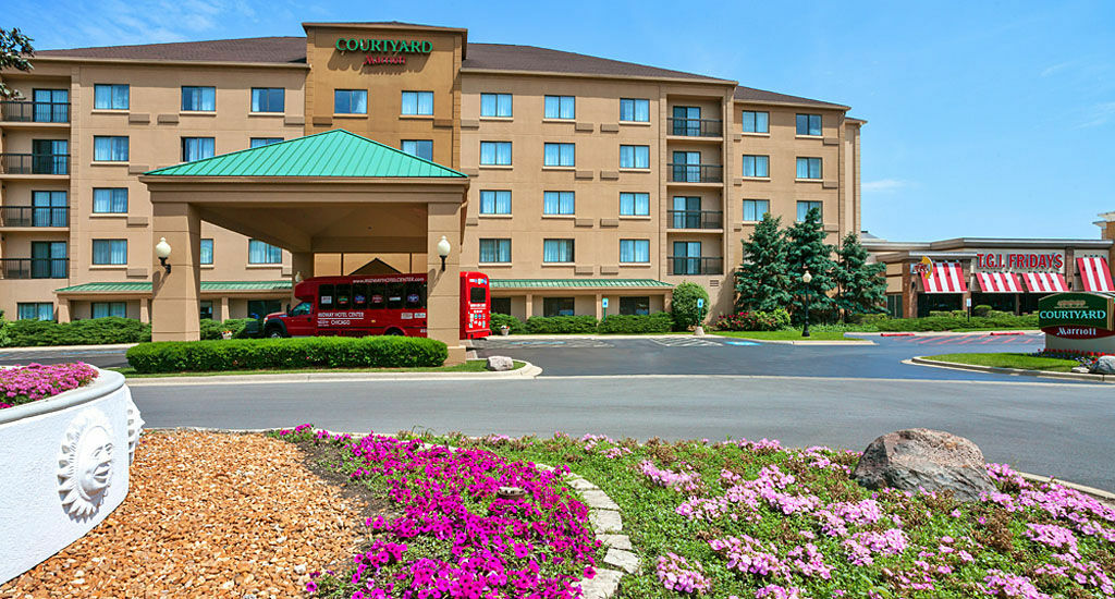 Отель Courtyard Chicago Midway Airport Bedford Park Экстерьер фото